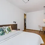Apartmán Lanciego - Przytulny Z Osobna Sypialna, Balkon, Wi-fi, Natolin, Ursynow *