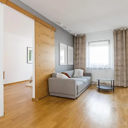 Apartamento Lanciego - Przytulny Z Osobną Sypialną, Balkon, Wi-fi, Natolin, Ursynów Varsóvia