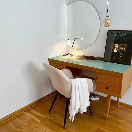 Lanciego - Przytulny Z Osobna Sypialna, Balkon, Wi-fi, Natolin, Ursynow 아파트