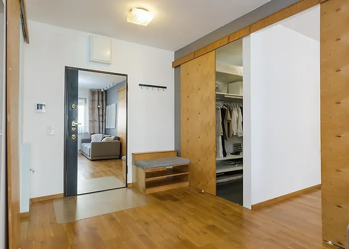 Lanciego - Przytulny Z Osobna Sypialna, Balkon, Wi-fi, Natolin, Ursynow *