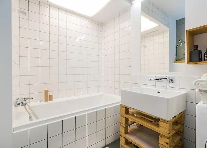 Lanciego - Przytulny Z Osobna Sypialna, Balkon, Wi-fi, Natolin, Ursynow Apartment *