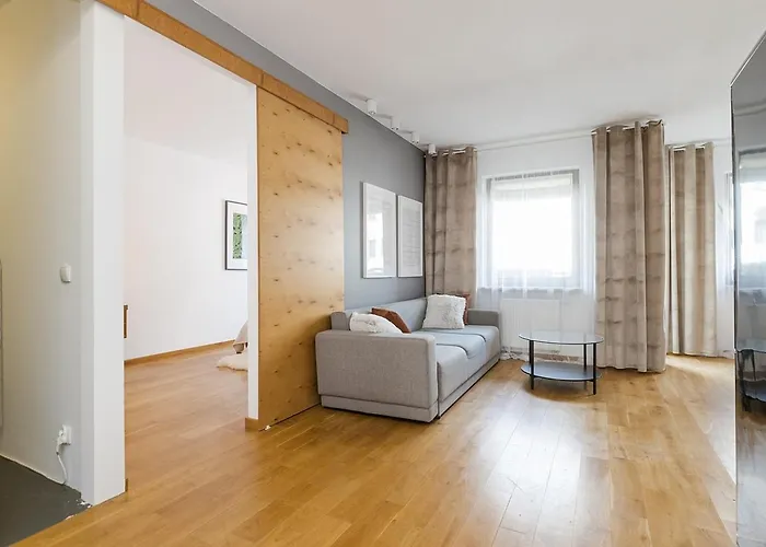 Apartment Lanciego - Przytulny Z Osobna Sypialna, Balkon, Wi-fi, Natolin, Ursynow Warsaw